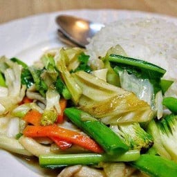ตามสั่ง by ล้านลูกชิ้นทอด นครปฐม