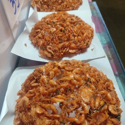 ร้านยำกุ้งเต้นรสแซ่บ ตลาดไนท์บางเสร่