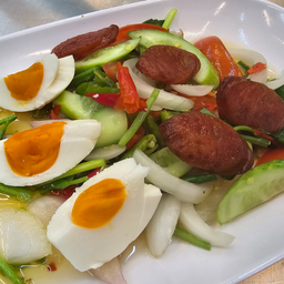 ยำไข่เค็ม+กุนเชียง