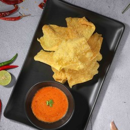 ยำเกี๊ยวกรอบ