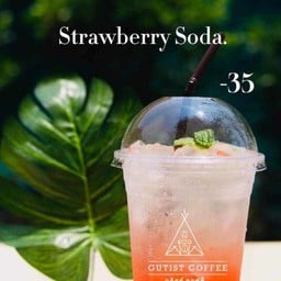 สตรอว์เบอร์รี่โซดา