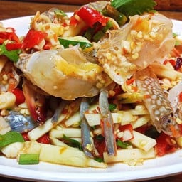 ยำปูม้าสด