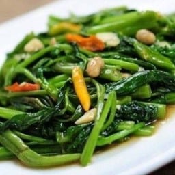 ผัดผักบุ้งไฟแดง