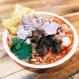 ต้มยำหมูรวม