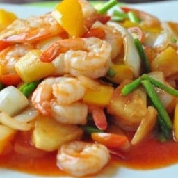 ผัดเปรี้ยวหวาน