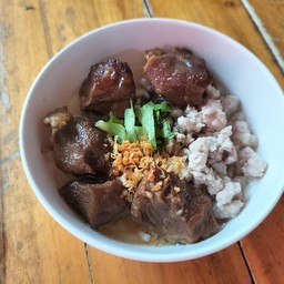 ข้าวต้ม หมูตุ๋น