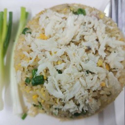 ข้าวผัดปู