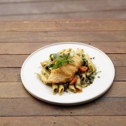 สปาเกตตี้เพรสโต้ปลากระพง