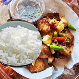 หมูแดดเดียวเฮียม่อนซอยเนินพลับหวาน