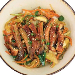 ข้าวหน้าปลาไหลผัดซอส