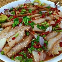 เหลาคอหมูย่าง