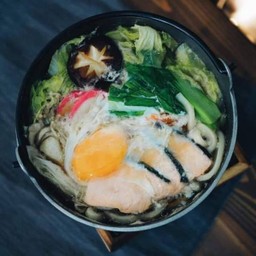 นาเบะแซลมอน