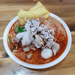 ก๋วยเตี๋ยวต้มยำหมู