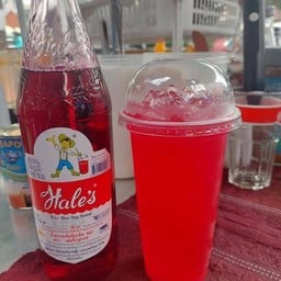 น้ำแดงโซดา