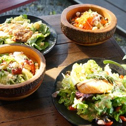 ซีซาร์สลัดไก่ย่าง