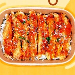 ข้าวหมูทอดราดซอสต่างๆ