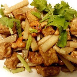 เต้าหู้ผัดมันแกวเม็ดมะม่วง