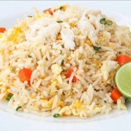 ข้าวผัดปูใหญ่ 3-4 คน (เนื้อปู)