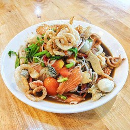 ตำเส้นเล็กทะเล+แซลม่อน