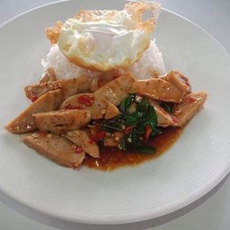 กะเพราหมูยอราดข้าว