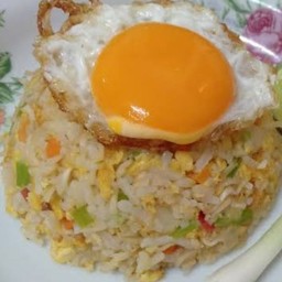 ข้าวผัดหมูชิ้น+ไข่ดาว