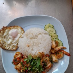เหมืองแดงก๋วยเตี๋ยวไก่ตุ๋น