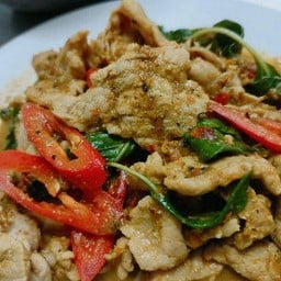 หมูผัดเผ็ด