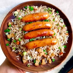 ข้าวผัดกากหมูไส้กรอก หน้าไส้กรอกหมู อราบิกิ