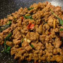 กะเพราพี่ต่อ สาขา1