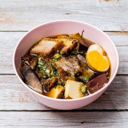 14. ก๋วยจั๊บ (เฉพาะเสาร์, อาทิตย์ และวันหยุดนักขัตฤกษ์) ⭐️⭐️⭐️