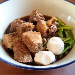 เด่น เนื้อตุ๋น หมูตุ๋น ฯลฯ สาขานวมินทร์
