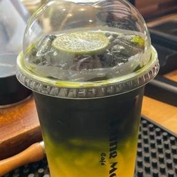 ชาเขียวน้ำผึ้งมะนาว