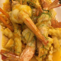 กุ้งแชบ๊วยผัดพริกเหลือง