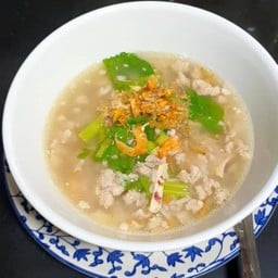 ข้าวต้มหมูสับ