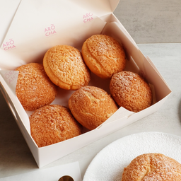 Classic Vanilla Choux BOX 6 Pcs