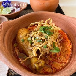 𝑀𝑢𝑎𝑛𝑔 𝐶𝑎𝑓é 𝑏𝑦 𝑆𝑎𝑙𝑜𝑛