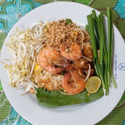 ผัดไทยไฮโซ