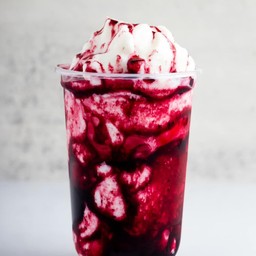 นมสดฮอกไกโดราดบลูเบอรี่ปั่น