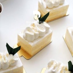 Malibu Coconut Mousse Cake