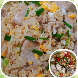 ข้าวผัดหมู