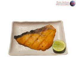 เเซลมอนย่างเกลือ (Salmon Shioyaki)