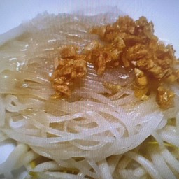 เส้นเล็กลวก