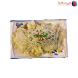 กระหล่ำปลีผัดปลาเเอนโชวี่ (Stir-Fried Cabbage With Anchovy)