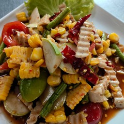 ตำข้าวโพดหมูยอ