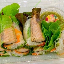 เมี่ยงปลาทูโรล (ม้วนแบบสลัดโรล)