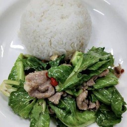 ข้าวราดแขนงหมูชิ้น