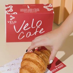 PLAIN CROISSANT