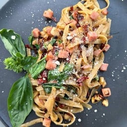 Pasta Bacon Chili Garlic