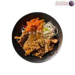 ข้าวหน้าหมูน้ำมันงา (Buta Don)