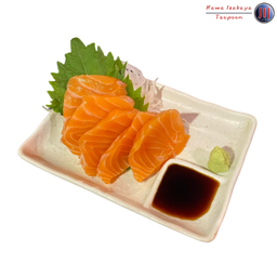 เนื้อเเซลมอนซาชิมิ (Salmon Sashimi)